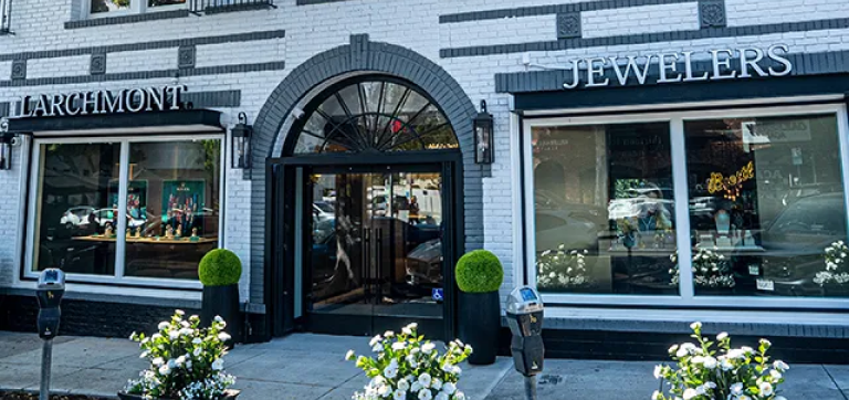 Larchmont - Hing Wa Lee Larchmont - Hing Wa Lee